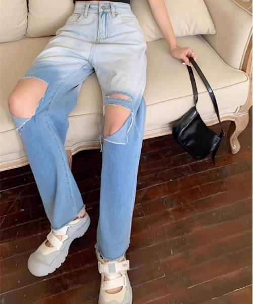 gossip！ロサンゼルス（ゴシップロサンゼルス）の「グラデーションカットアウト　ダメージデニムパンツ（デニムパンツ・レディース・ライトブルー・S/M/L）」の17枚目の写真