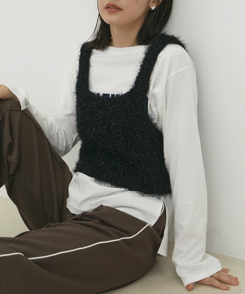 VIS(ビス)の「【前後2WAY】ポンポンシャギーニットビスチェ(キャミソール・レディース・キナリ/ブラック/グレー・FREE)」の15枚目の写真
