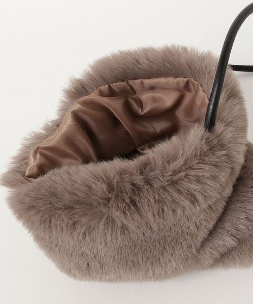 HusHusH(ハッシュアッシュ)の「HusHusH ハッシュアッシュ ファーポシェット(ショルダーバッグ・レディース・ダークグレー/ベージュ/グレー・フリー)」の6枚目の写真