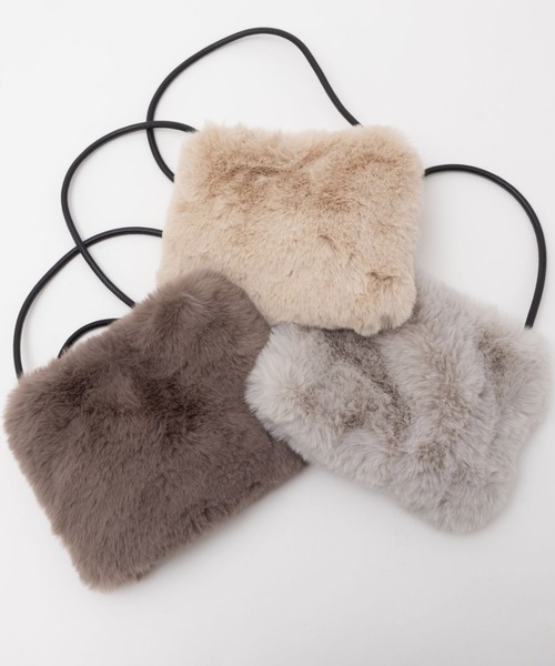 HusHusH(ハッシュアッシュ)の「HusHusH ハッシュアッシュ ファーポシェット(ショルダーバッグ・レディース・ダークグレー/ベージュ/グレー・フリー)」の8枚目の写真