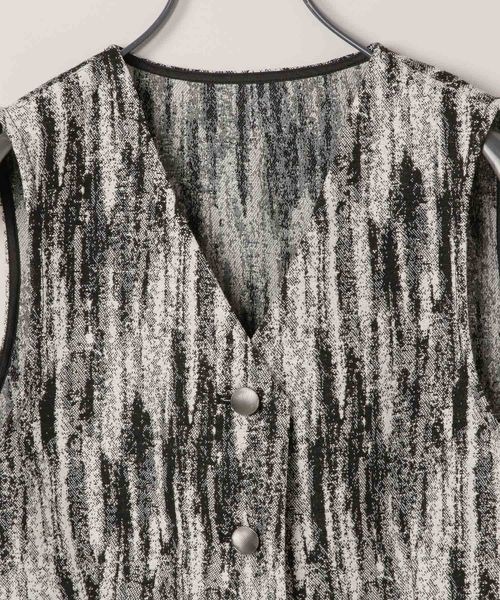 JEANASIS（ジーナシス）の「アソートマテリアルレトロジレ/146874（ベスト・レディース・ブラック系その他/ブラウン/ブラック・FREE）」の16枚目の写真