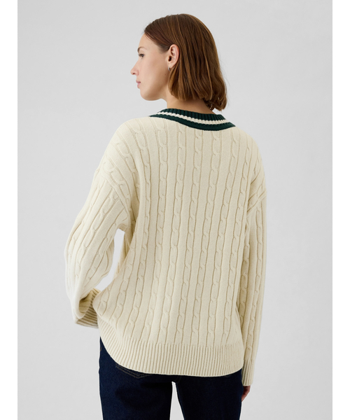 セール】CashSoft カシミヤタッチ バーシティ ケーブルニット
