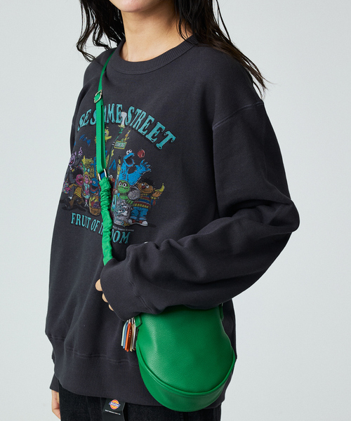 ABAHOUSE（アバハウス）の「【 cheek/チーク】C23005 egg pouch shoulder/ショルダーポーチ/ユニセックス（ショルダーバッグ・メンズ・グリーン/ブルー/ブラック/アイボリー・フリー）」の3枚目の写真