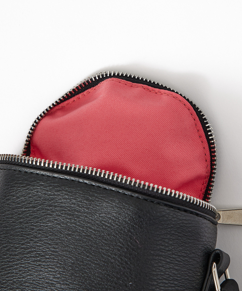 ABAHOUSE（アバハウス）の「【 cheek/チーク】C23005 egg pouch shoulder/ショルダーポーチ/ユニセックス（ショルダーバッグ・メンズ・グリーン/ブルー/ブラック/アイボリー・フリー）」の18枚目の写真