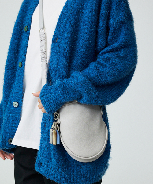 ABAHOUSE（アバハウス）の「【 cheek/チーク】C23005 egg pouch shoulder/ショルダーポーチ/ユニセックス（ショルダーバッグ・メンズ・グリーン/ブルー/ブラック/アイボリー・フリー）」の13枚目の写真