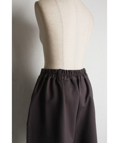 &. NOSTALGIA（アンドドットノスタルジア）の「カットダンボールハーフパンツ（その他パンツ・レディース・チャコールグレー/ブラック・M）」の13枚目の写真