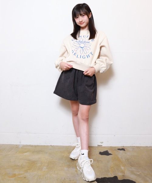 RiCO SUCRE（リコシュクレ）の「RiCO SUCRE/リコシュクレ　フラワープリントプルオーバー（スウェット・キッズ・サックスブルー/アイボリー/杢グレー・160/150/140/130）」の11枚目の写真