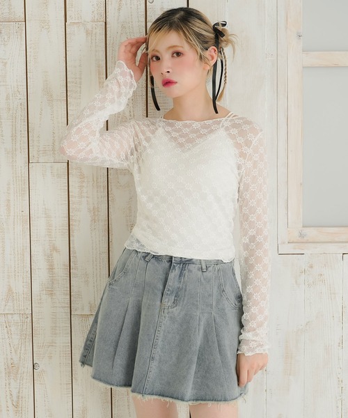 DearMyLoveRose(ディアマイラブローズ)の「フラワーレースシアートップス(Tシャツ/カットソー・レディース・ホワイト/ブラック・FREE)」の4枚目の写真