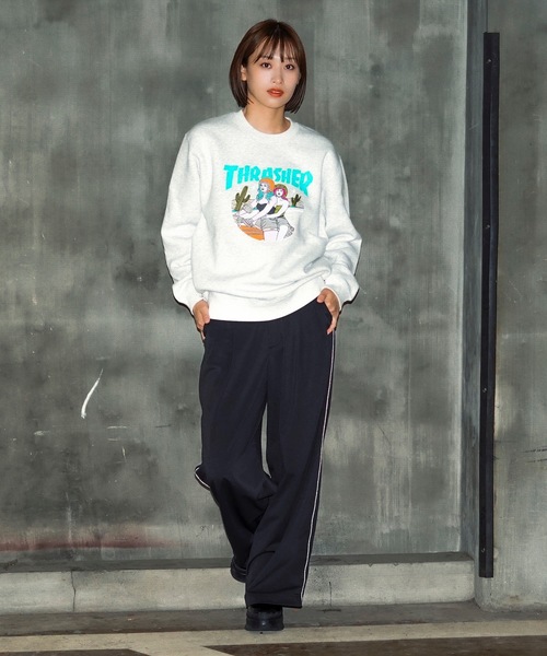【セール】BABES CREW SWEAT/スラッシャー裏起毛リラックスサイジングバイカーガールプリントクルーネックスウェットトレーナー（スウェット）｜THRASHER（スラッシャー）
