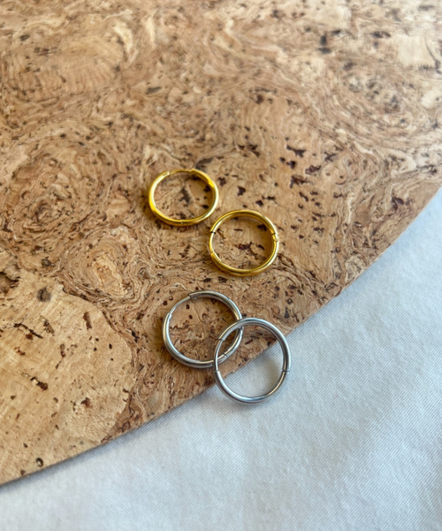 ciite'(シーテ)の「【 金属アレルギー対応 】 シンプルワンタッチ フープピアス サージカルステンレス (両耳用)(ピアス(両耳用)・レディース・ゴールド/シルバー・FREE)」の11枚目の写真