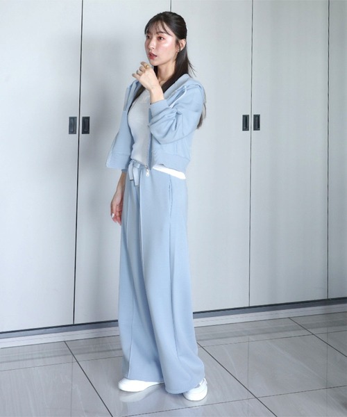 KOBE LETTUCE（コウベレタス）の「[ Yuumiさんコラボ ] ダブルジップショートパーカー（パーカー・レディース・オフホワイト/グレー/ネイビー/グレイッシュベージュ/ブラック/チャコール/ブルー・M-Short/M/M-Long）」の20枚目の写真