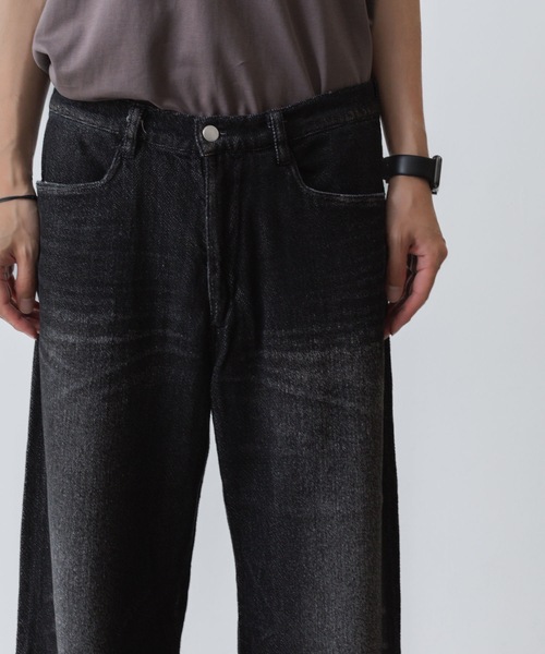 VEIN (ヴェイン)の「サテンデニム バギートラウザーズ / SATIN DENIM BAGGY TROUSERS(デニムパンツ・メンズ・ネイビー/ブラック・2/3/1)」の11枚目の写真