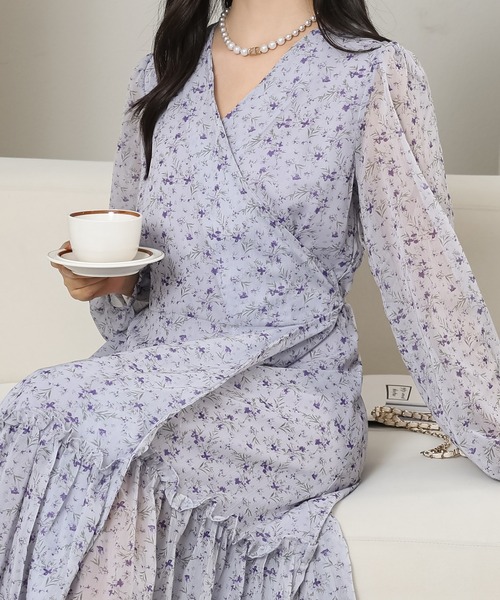 Lace Ladies(レースレディース)の「小花柄 Vネック シフォン ロング ワンピース(ワンピース・レディース・ブラック/ブラウン/パープル・FREE)」の18枚目の写真