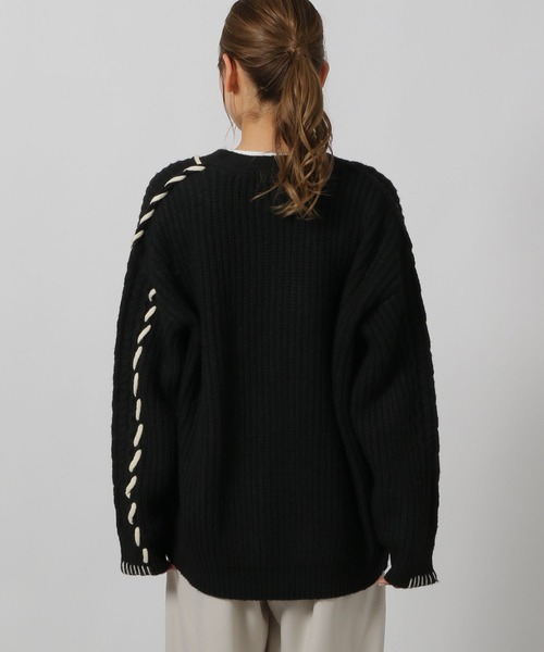 LAKOLE（ラコレ）の「ハンドステッチケーブルカーディガン / 144441（カーディガン/ボレロ・レディース・グレー/アイボリー/ブラック・SMALL/MEDIUM）」の9枚目の写真