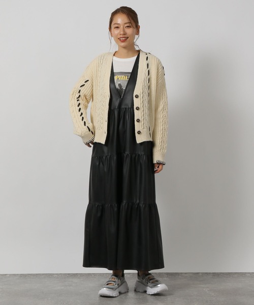 LAKOLE（ラコレ）の「ハンドステッチケーブルカーディガン / 144441（カーディガン/ボレロ・レディース・グレー/アイボリー/ブラック・SMALL/MEDIUM）」の16枚目の写真