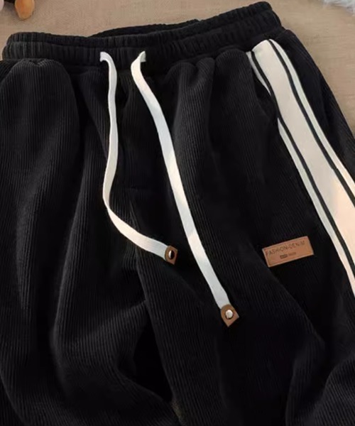 CELENA BEATS(セレナビーツ)の「※コーデュロイサイドラインパンツ(スラックス・メンズ・ブラック/ホワイト/ダークグレー・M/L)」の5枚目の写真