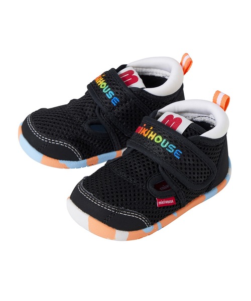 MIKI HOUSE（ミキハウス）の「ダブルラッセル ファーストベビーシューズ（ベビーシューズ/ベビーソックス・キッズ・ラベンダー/ホワイト/ブラック・13.5/13cm/12.5/12cm）」の2枚目の写真