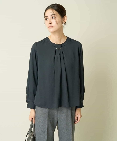 a.v.v（アーヴェヴェ）の「【洗える】バーチャーム付ブラウス（シャツ/ブラウス・レディース・ダークインディゴブルー/ネイビー/アイボリー・34/42/36/40/38）」の18枚目の写真