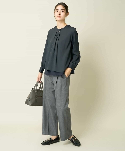 a.v.v（アーヴェヴェ）の「【洗える】バーチャーム付ブラウス（シャツ/ブラウス・レディース・ダークインディゴブルー/ネイビー/アイボリー・34/42/36/40/38）」の21枚目の写真