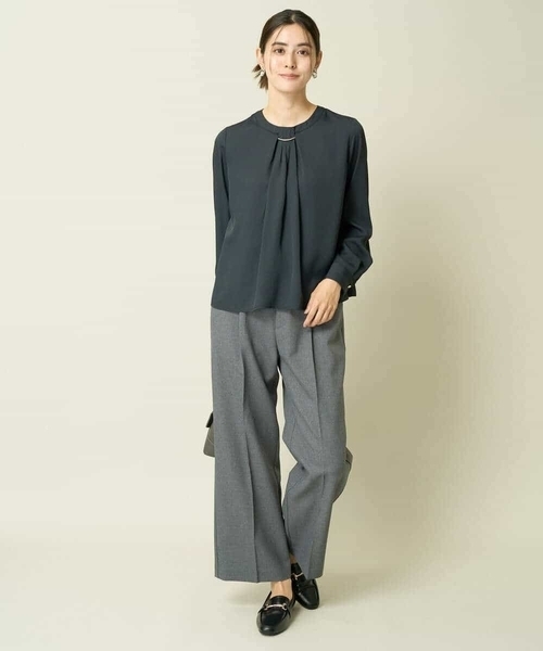 a.v.v（アーヴェヴェ）の「【洗える】バーチャーム付ブラウス（シャツ/ブラウス・レディース・ダークインディゴブルー/ネイビー/アイボリー・34/42/36/40/38）」の22枚目の写真