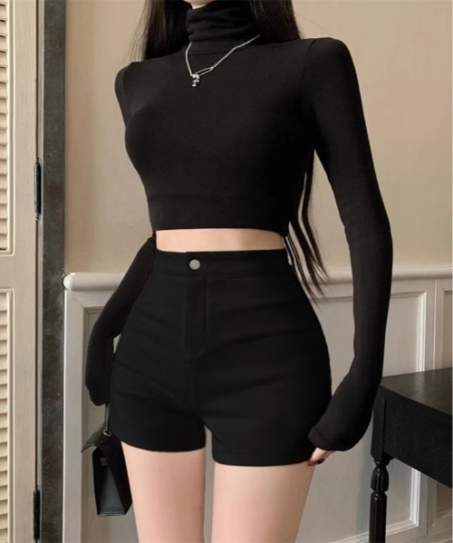 kirakiraShop（キラキラショップ）の「ハイウエスト シンプル ショートパンツ（その他パンツ・レディース・ホワイト/ブラック・S/M/L）」の11枚目の写真