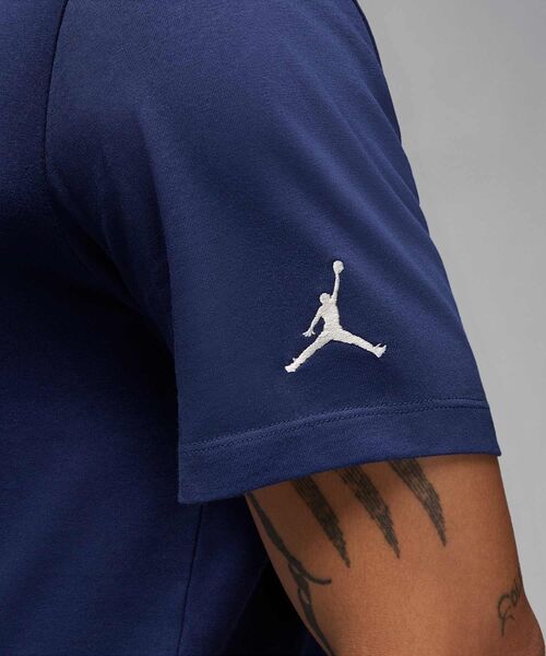 JORDAN BRAND（ジョーダンブランド）の「ジョーダン エア メンズ Tシャツ / Jordan Air Men's T-Shirt DM3182-410 Midnight Navy（Tシャツ/カットソー・メンズ・ネイビー・3XL/XL/S/M/L/2XL）」の5枚目の写真