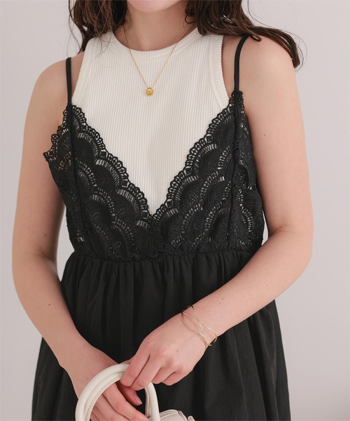 titivate(ティティベイト)の「バストレースキャミソールワンピース(ワンピース・レディース・ブラック/オフホワイト・L/M/S/SP)」の13枚目の写真