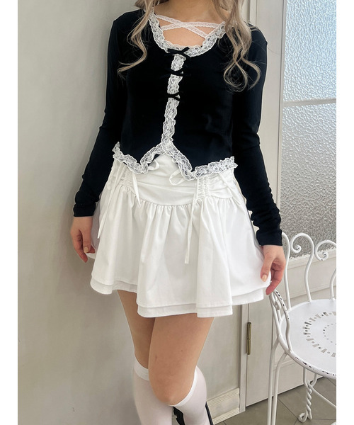 MORE self LOVE(モアセルフラブ)の「レースクロストップス(Tシャツ/カットソー・レディース・グレー/ブラック/ホワイト・FREE)」の5枚目の写真
