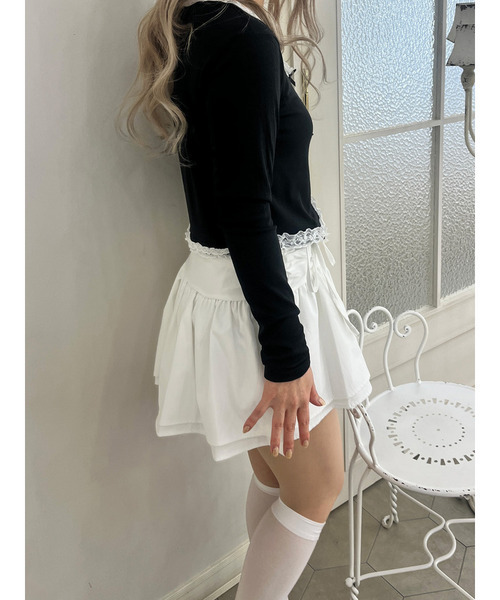 MORE self LOVE(モアセルフラブ)の「レースクロストップス(Tシャツ/カットソー・レディース・グレー/ブラック/ホワイト・FREE)」の9枚目の写真