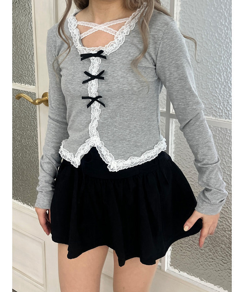 MORE self LOVE(モアセルフラブ)の「レースクロストップス(Tシャツ/カットソー・レディース・グレー/ブラック/ホワイト・FREE)」の13枚目の写真