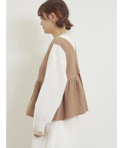 Samansa Mos2（サマンサ モスモス）の「Vネック裾フリル前後2WAYニットベスト（ベスト・レディース・ピンク/モカ/キナリ/グリーン・F）」の22枚目の写真