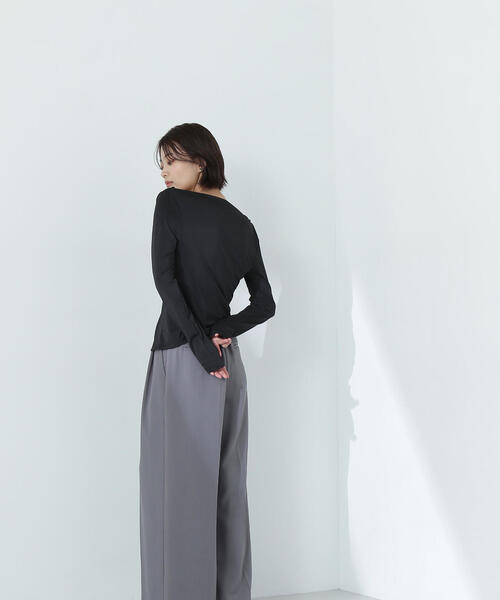 NATURAL BEAUTY BASIC(ナチュラルビューティーベーシック)の「◇ドレープネックカットソー(Tシャツ/カットソー・レディース・オフホワイト/ブラック/ベージュ・FREE)」の10枚目の写真