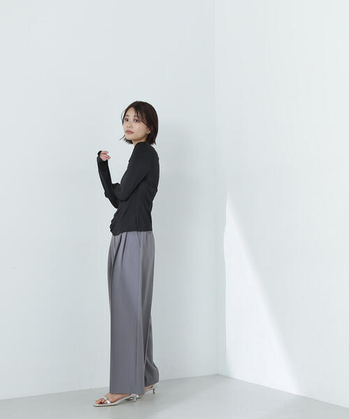NATURAL BEAUTY BASIC(ナチュラルビューティーベーシック)の「◇ドレープネックカットソー(Tシャツ/カットソー・レディース・オフホワイト/ブラック/ベージュ・FREE)」の12枚目の写真