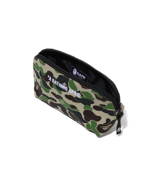 A BATHING APE（アベイシングエイプ）の「ABC CAMO POUCH（ポーチ・メンズ・グリーン・FREE）」の4枚目の写真