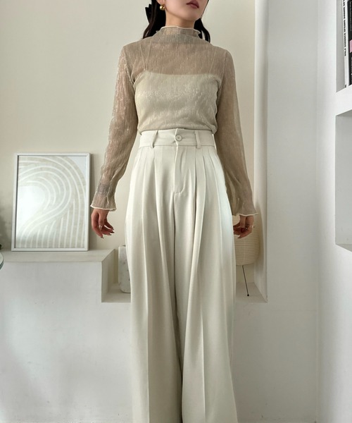 efill（エフィル）の「ハイネック シアー 光沢 インナー トップス（Tシャツ/カットソー・レディース・ベージュ/ブラック・FREE）」の7枚目の写真