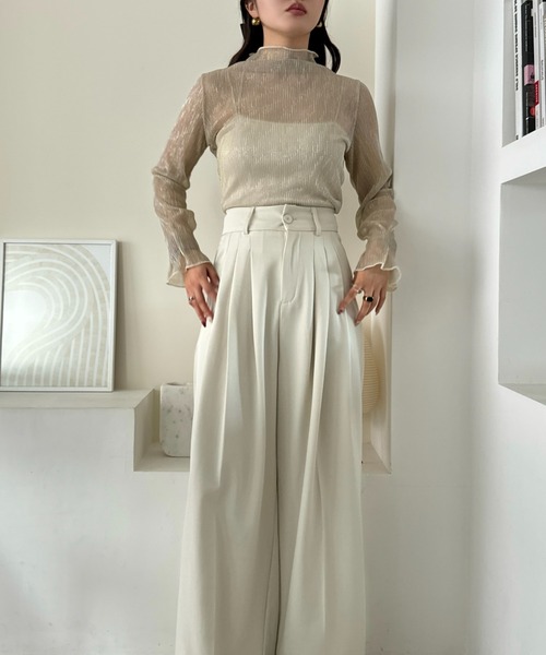 efill（エフィル）の「ハイネック シアー 光沢 インナー トップス（Tシャツ/カットソー・レディース・ベージュ/ブラック・FREE）」の8枚目の写真