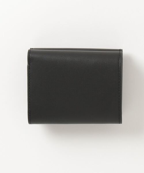 A BATHING APE（アベイシングエイプ）の「BABY LISA LEATHER WALLET
