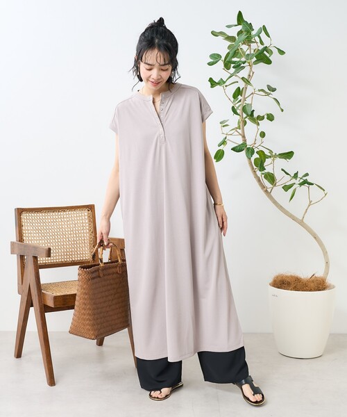 FREAK'S STORE(フリークスストア)の「<接触冷感/UV> AIRDRY HIGHCOOL ヘンリーネックワンピース/エアドライ ハイクール ヘンリーネック Tシャツワンピース(ワンピース・レディース・ブラック/サックスブルー/ピンク/ベージュ・フリ-)」の22枚目の写真