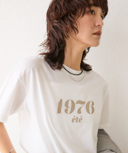 RIVE DROITE（リヴドロワ）の「【コーデのポイントに】Year Number Tee（Tシャツ/カットソー・レディース・チャコールグレー/レッド/ホワイト・FREE）」の17枚目の写真