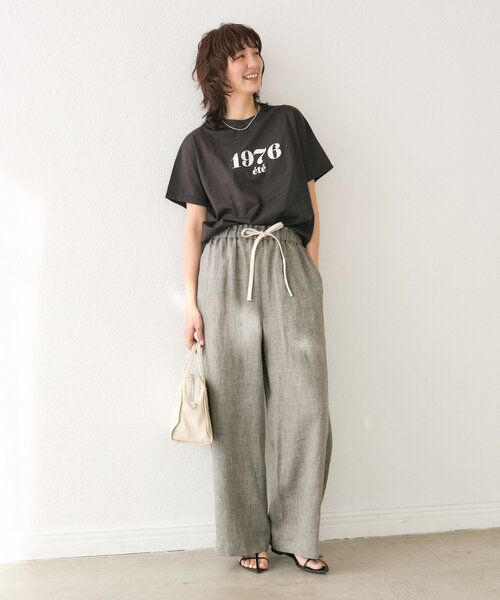 RIVE DROITE（リヴドロワ）の「【コーデのポイントに】Year Number Tee（Tシャツ/カットソー・レディース・チャコールグレー/レッド/ホワイト・FREE）」の20枚目の写真