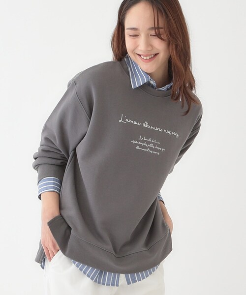 SHOO・LA・RUE(シューラルー)の「【洗える/S-LL】選べる3柄 グラフィックスウェット(Tシャツ/カットソー・レディース・グレー系1/ライトイエロー系2/ライトグレー系2/グレー系その他/ホワイト系3/ベージュ系その他5・01/02/03/04)」の3枚目の写真