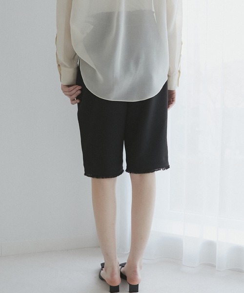 LE CIEL BLEU（ルシェルブルー）の「ツイードカプリパンツ / Tweed Capri Pants（その他パンツ・レディース・ブラック・38/36/34）」の6枚目の写真