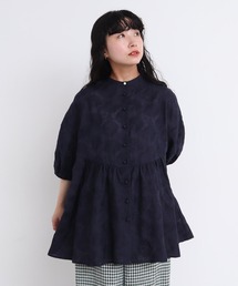 ●線画のお花ラミー刺繍　まるブラウス