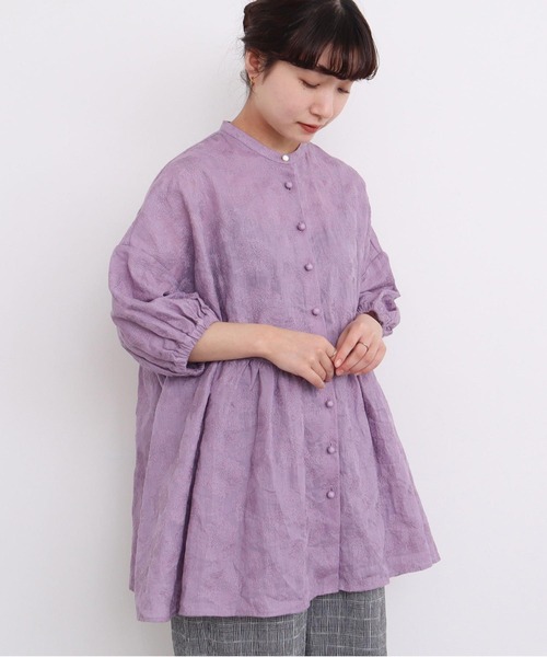 l'atelier du savon(アトリエドサボン)の「●線画のお花ラミー刺繍 まるブラウス(シャツ/ブラウス・レディース・パープル/ネイビー/キナリ・FREE)」の18枚目の写真