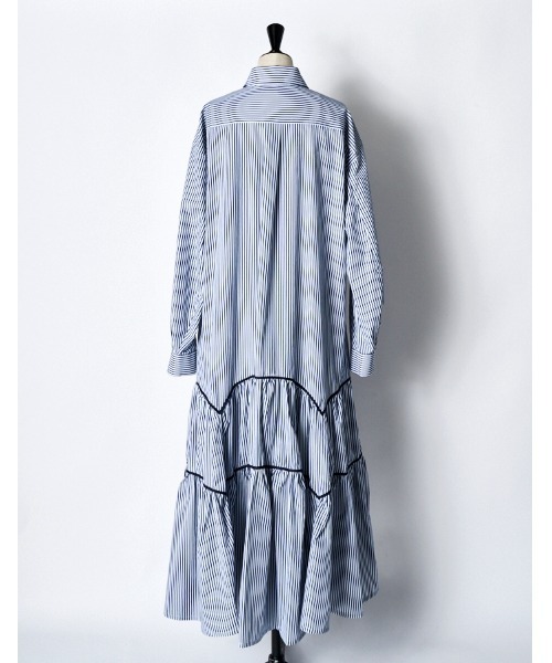 RUMCHE(ラムシェ)の「Stripe Piping Gathered Shirt Dress / ストライプパイピングギャザードレス(ワンピース・レディース・ホワイト系その他/ホワイト系その他2・FREE)」の5枚目の写真
