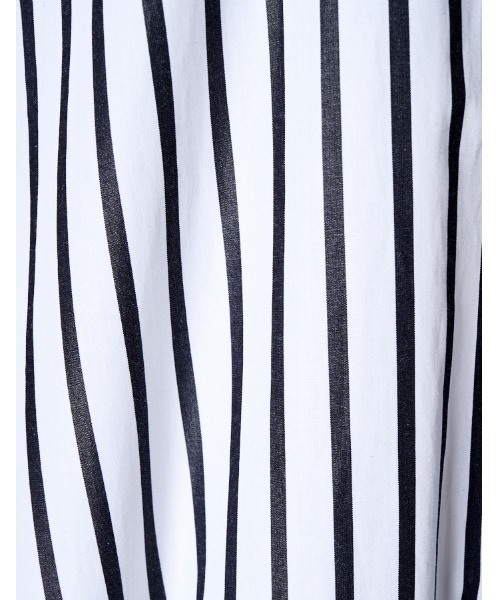 RUMCHE(ラムシェ)の「Stripe Piping Gathered Shirt Dress / ストライプパイピングギャザードレス(ワンピース・レディース・ホワイト系その他/ホワイト系その他2・FREE)」の9枚目の写真