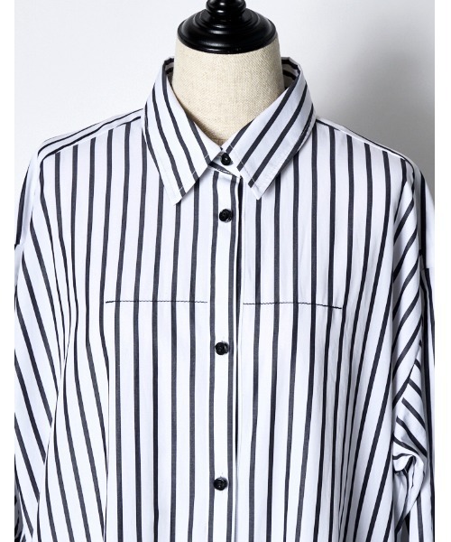 RUMCHE(ラムシェ)の「Stripe Piping Gathered Shirt Dress / ストライプパイピングギャザードレス(ワンピース・レディース・ホワイト系その他/ホワイト系その他2・FREE)」の15枚目の写真