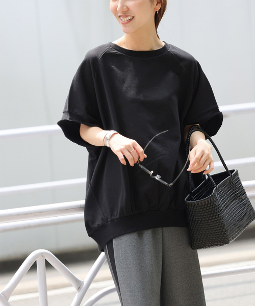 JOURNAL STANDARD relume(ジャーナルスタンダード レリューム)の「《追加》コクーンフォルムプルオーバー(Tシャツ/カットソー・レディース・オリーブ/ブラック/チャコールグレー・FREE)」の2枚目の写真