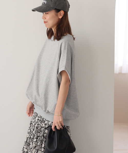 JOURNAL STANDARD relume(ジャーナルスタンダード レリューム)の「《追加》コクーンフォルムプルオーバー(Tシャツ/カットソー・レディース・オリーブ/ブラック/チャコールグレー・FREE)」の4枚目の写真