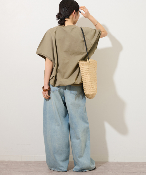 JOURNAL STANDARD relume(ジャーナルスタンダード レリューム)の「《追加》コクーンフォルムプルオーバー(Tシャツ/カットソー・レディース・オリーブ/ブラック/チャコールグレー・FREE)」の11枚目の写真